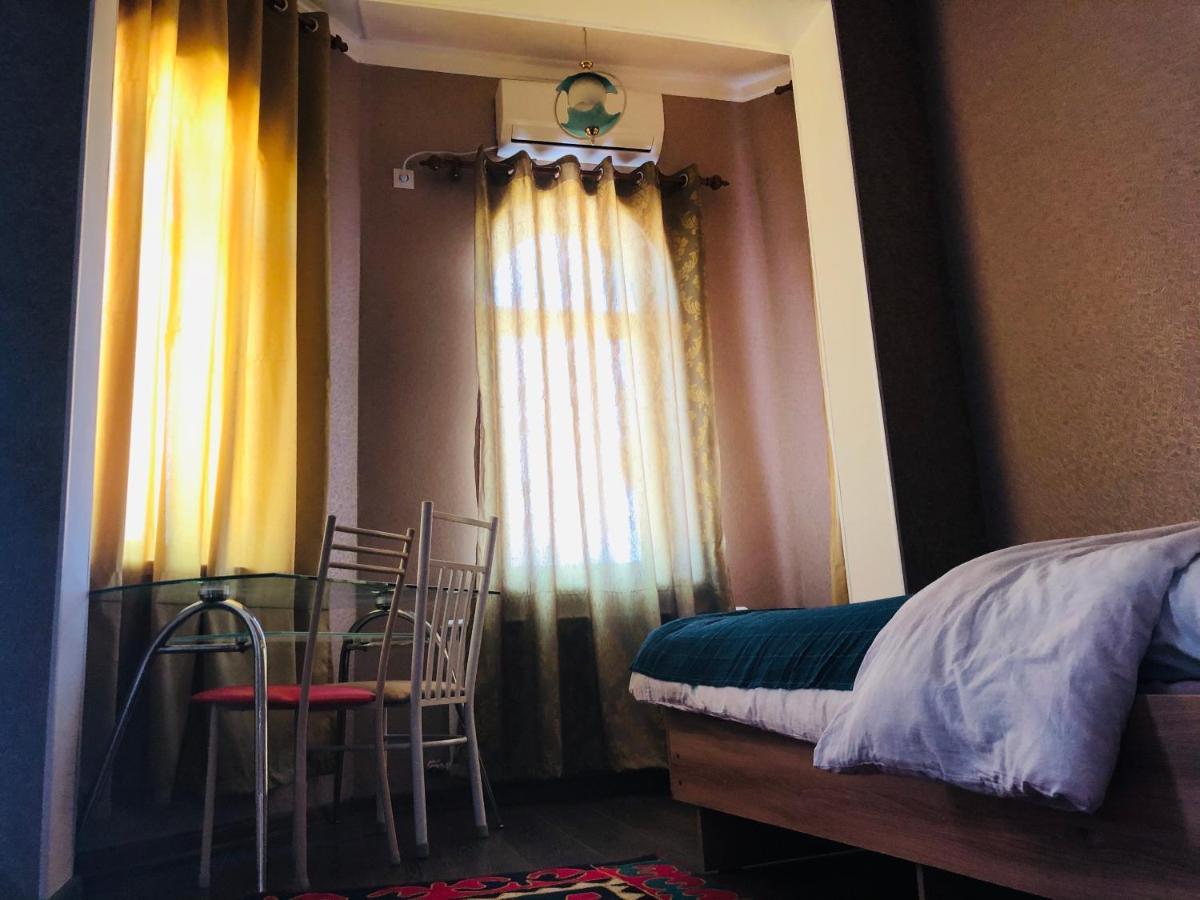 Sweet Home Hostel Bishkek Exterior photo